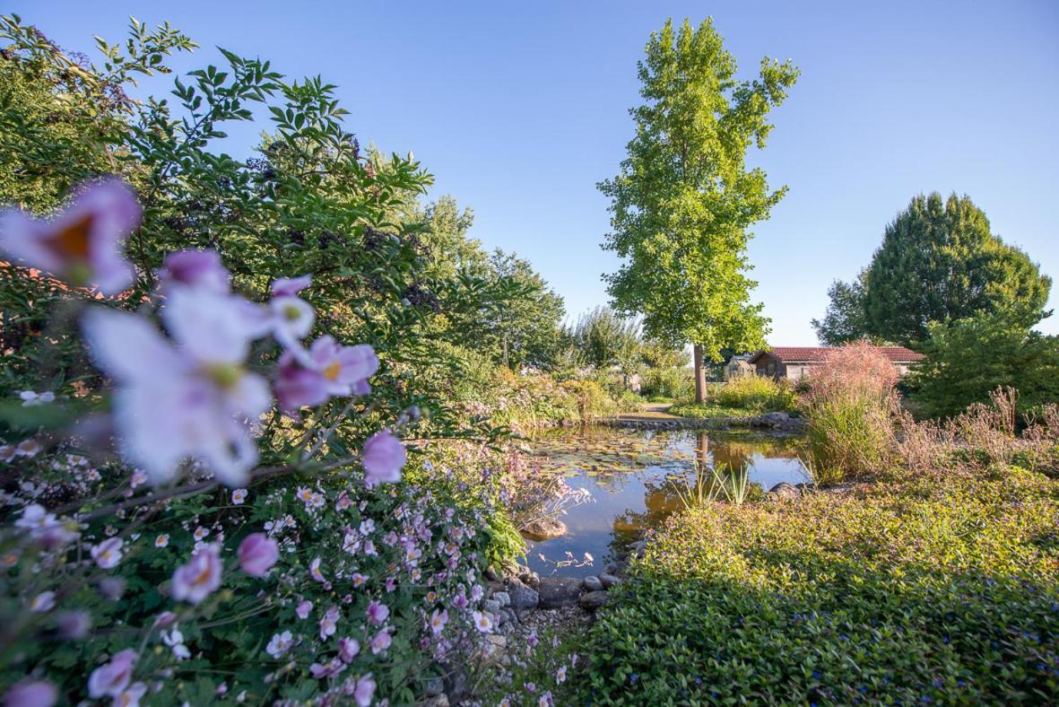 Einzigartige Naturoase Im Sueden Von Ingolstadt Brautlach Esterno foto